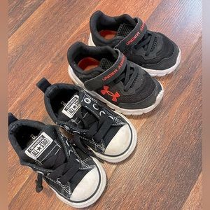 Toddler shoes, size 5